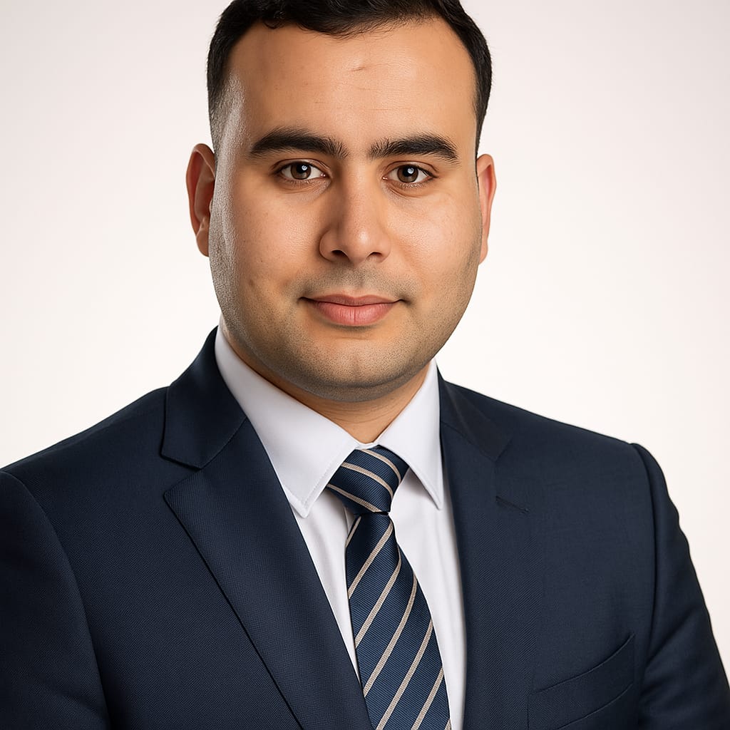 Portrait du Marketing Director et CEO de Maroc SEO Experts, expert en référencement naturel et stratégie digitale.